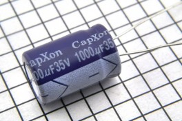 Конденсатор 1000,0 х 35 V (13 х 20)  85° CapХon