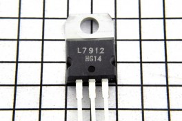 Микросхема 7912 CV  (metal)