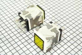 Кнопка KD 2-23 (PVS-29A)  квадратная, с фиксацией, без подсветки, белый корпус, 6 pin  (жёлтая)