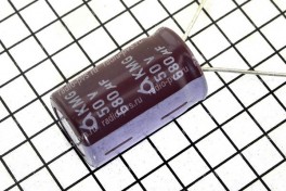 Конденсатор 680,0 х 50 V (13 х 20) 105&deg;