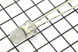 Светодиод  ARL2-5613UWC-8cd  белый прозрачный  D-5 мм